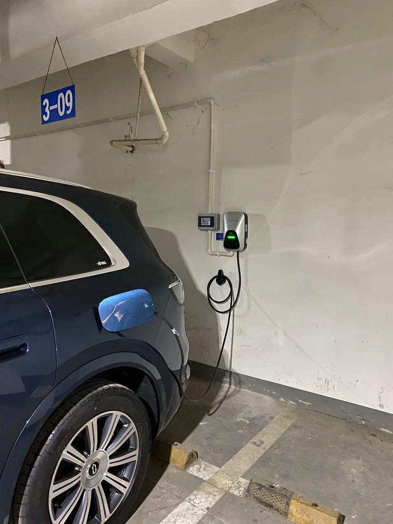 問(wèn)界M9原廠充電樁 充電樁設(shè)施與安裝全指南